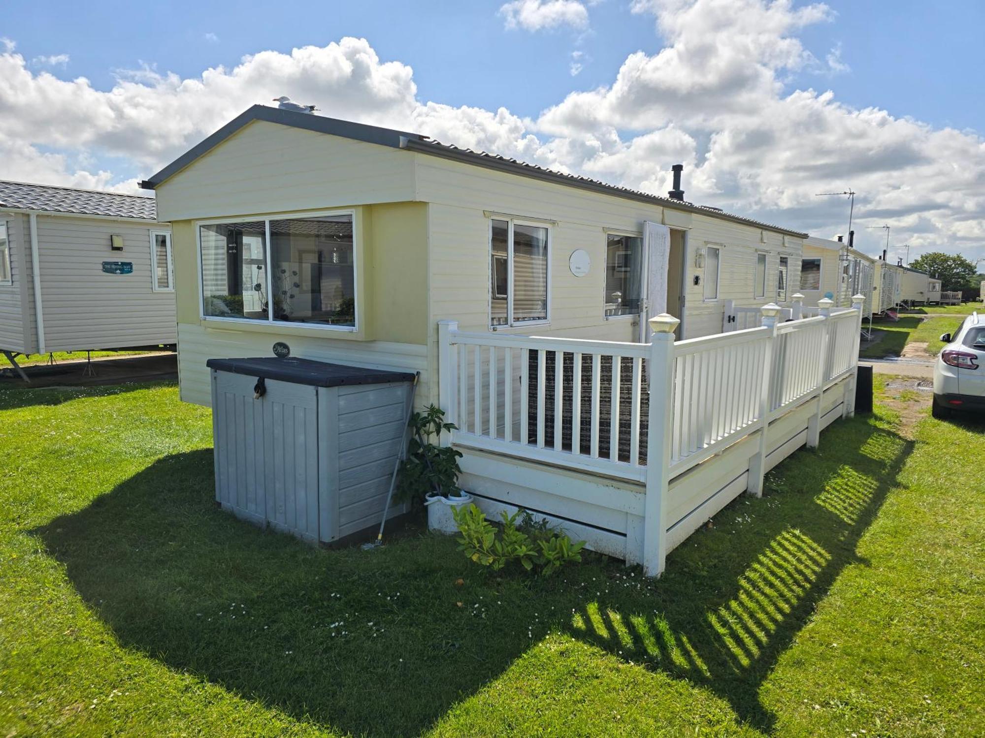 Caravan To Hire Lyon'S Robin Hood Rhyl Exteriér fotografie